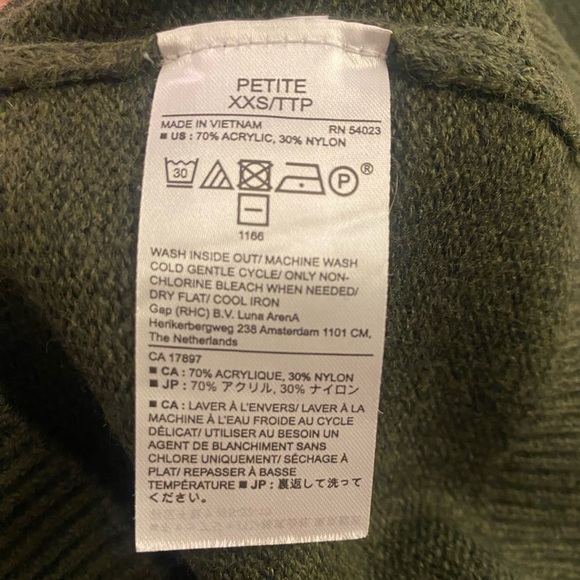 Elevated Basic Classic Olive Sweater - Picture 4 of 4